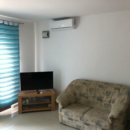 Apartments Volarevic Blace Ngoại thất bức ảnh